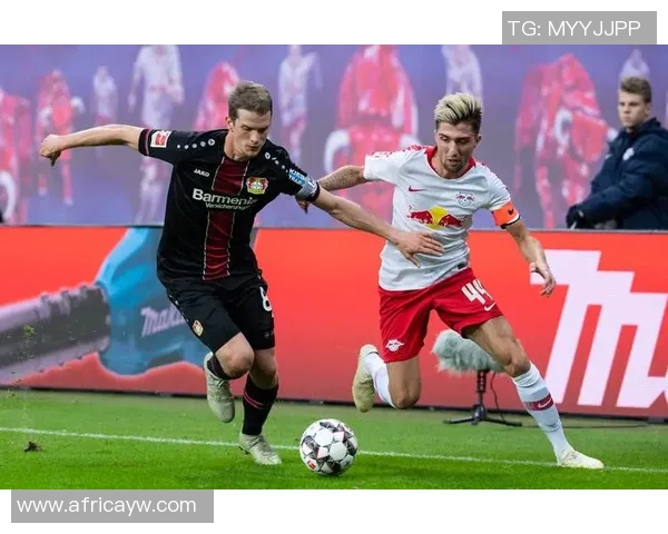 德甲赛场风云再起，美因茨主场失利，法兰克福全取三分