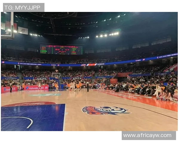 浙江东阳光队主教练因身体原因暂时离队,球迷期待重返赛场 浙江东阳光队主教练因身体原因暂时离队,球迷期待重返赛场