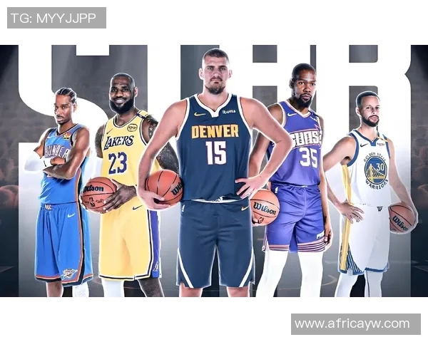 詹姆斯生涯第三度入选全明星首发:传奇继续书写 詹姆斯生涯第三度入选全明星首发:传奇继续书写